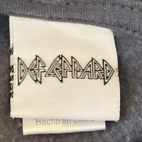 Def Leppard Gray Hooded Sweatshirt Spellout and Leopard Graphic Size Medium - Picture 5 of 7